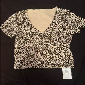 ROMWE Black and Cream Crop Blouse Short Sleeve Fitted